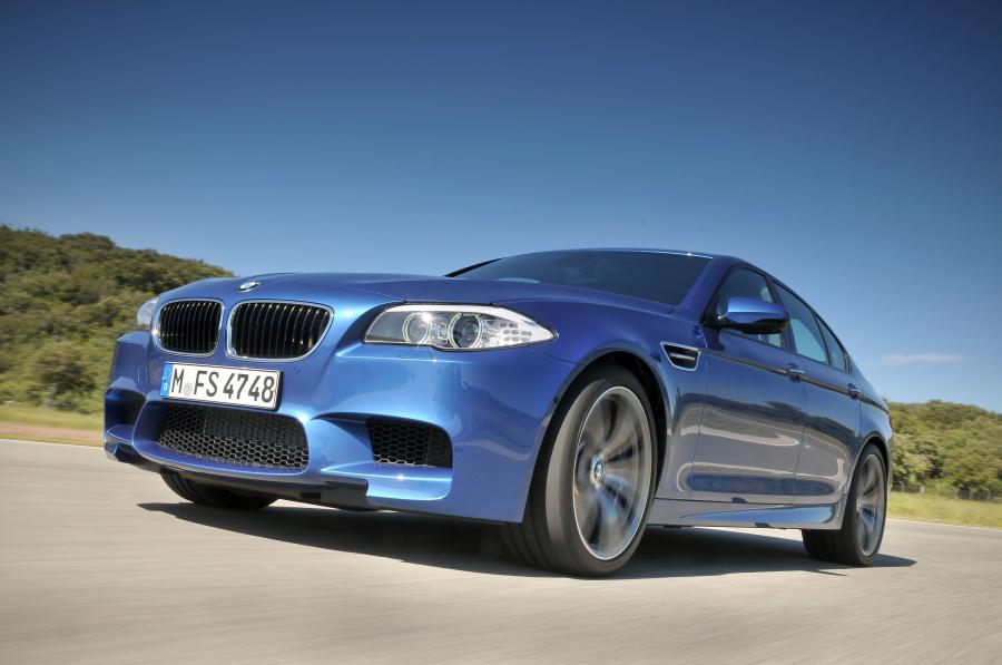  BMW M5 2011 года  (фото 304 из 344)